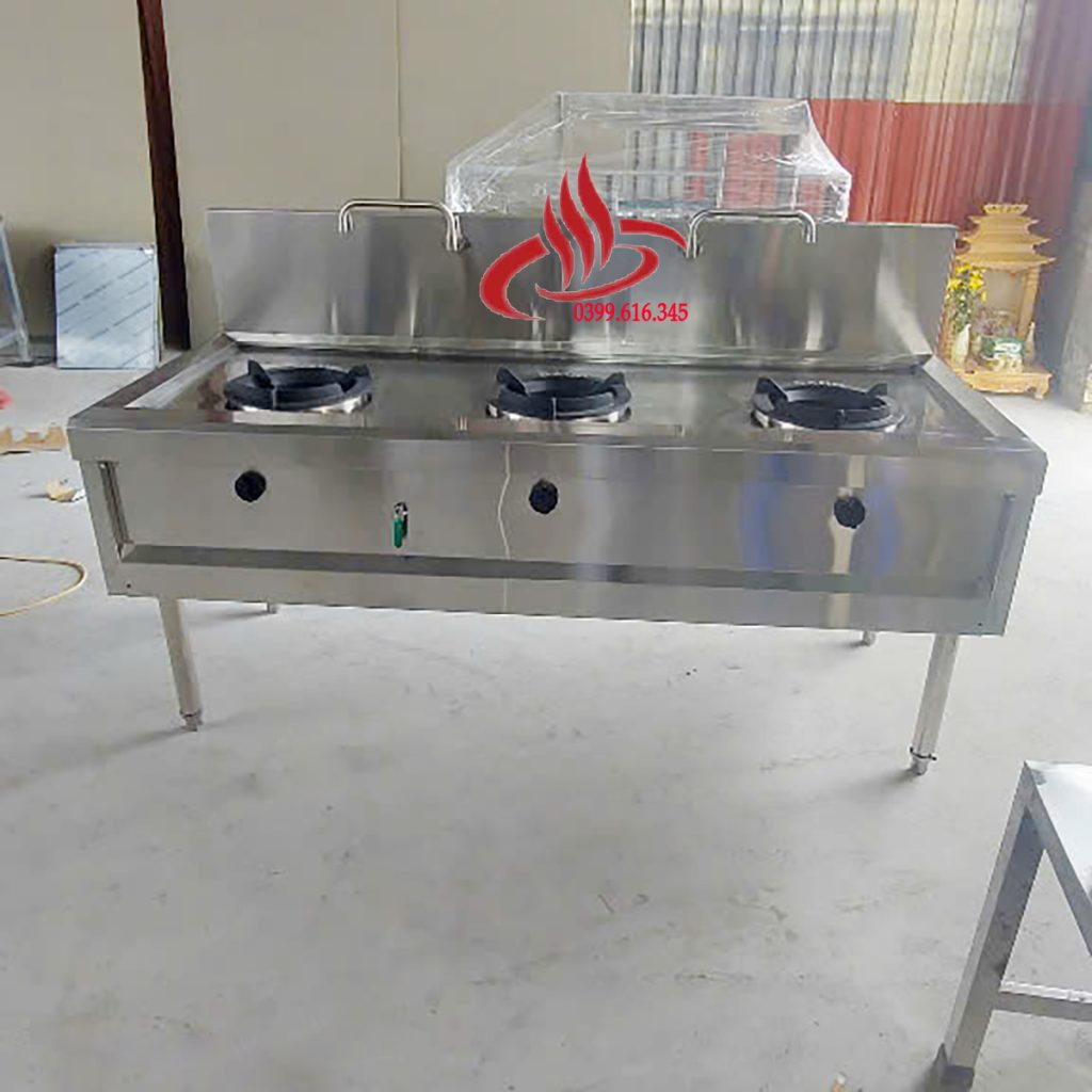 Bếp Á 3 Họng: Thiết Bị Nấu Nướng Không Thể Thiếu Cho Bếp Nhà Hàng Chuyên Nghiệp Món Á