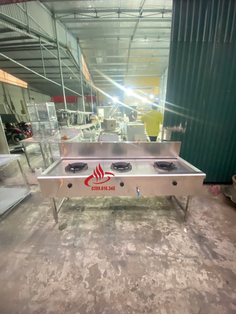 Bếp á 3 Họng: Giải Pháp Đột Phá Cho Bếp Nhà Hàng Chuyên Nghiệp